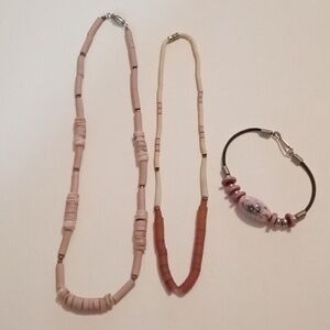 #825.  3 Piece Vintage Pink & Cream Necklace & Flower Bracelet Bundle